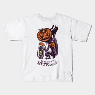 Halloween scary evil pumpkin funny pumpkin Kids T-Shirt